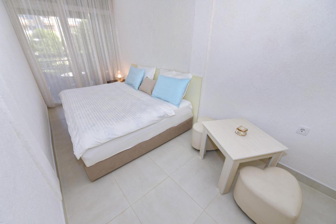 Sis 2 Bedroom 2 Bath With Free Parking In Ohrid Exterior photo